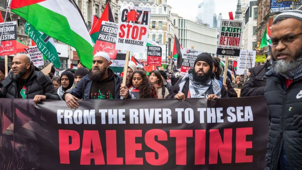 Antisemitic incidents across Europe, Canada hit record levels 5 months after Hamas massacre of Israelis